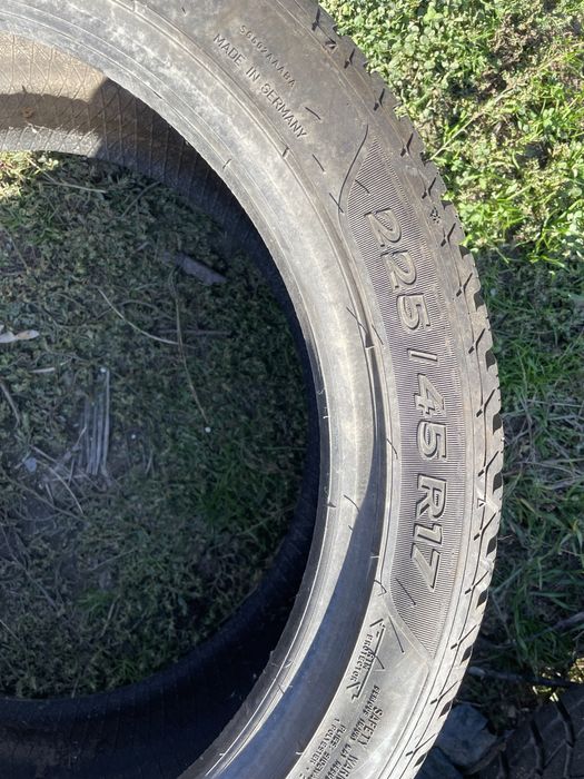 Зимна гума SAVA KUMHO DAYTON 225/45R17 по 1бр.
