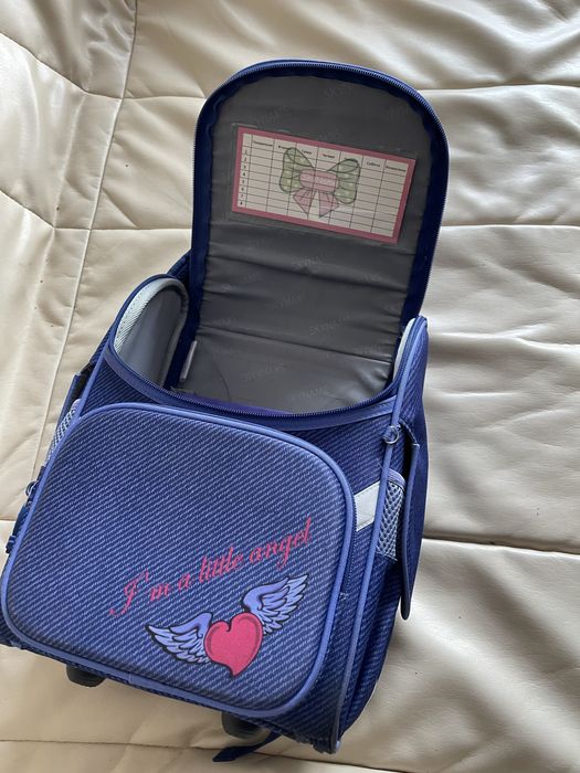 Школьный рюкзак