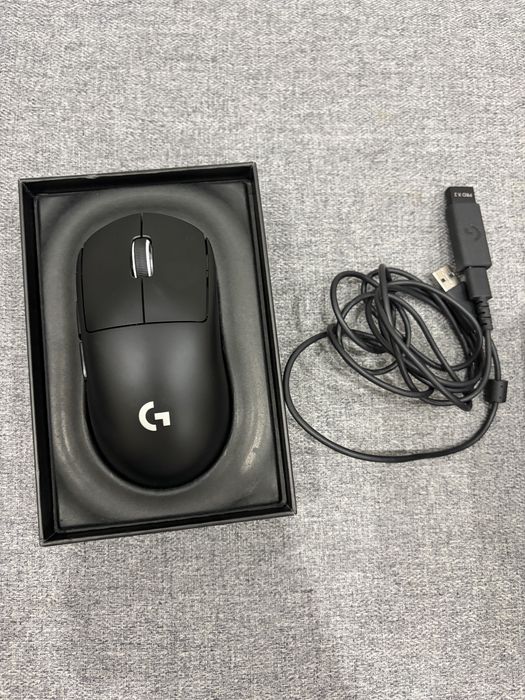 Игровая мышка Logitech Superlight 2