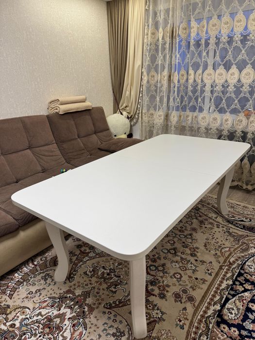 Продам новый стол