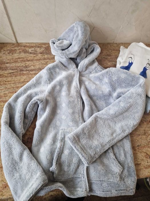 Детски дрешки почти неизползвани от 140-152 см.