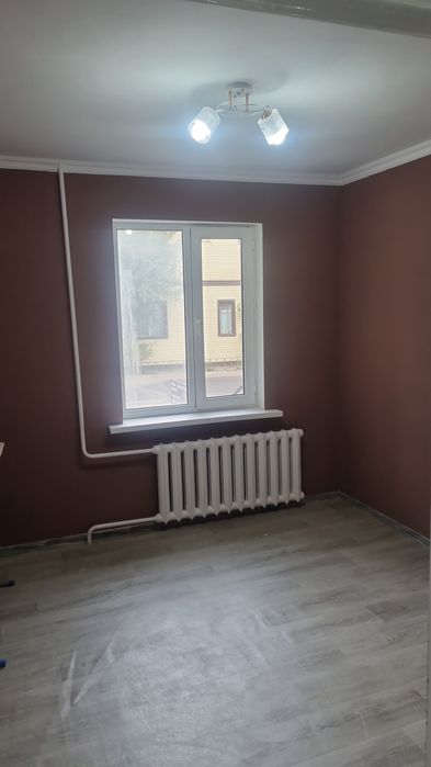 Срочно, продается 2 х комнатная квартира.