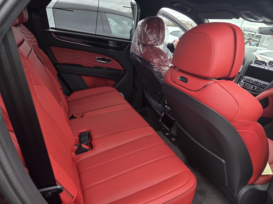 Bentley Bentayga Azure V8 4wd