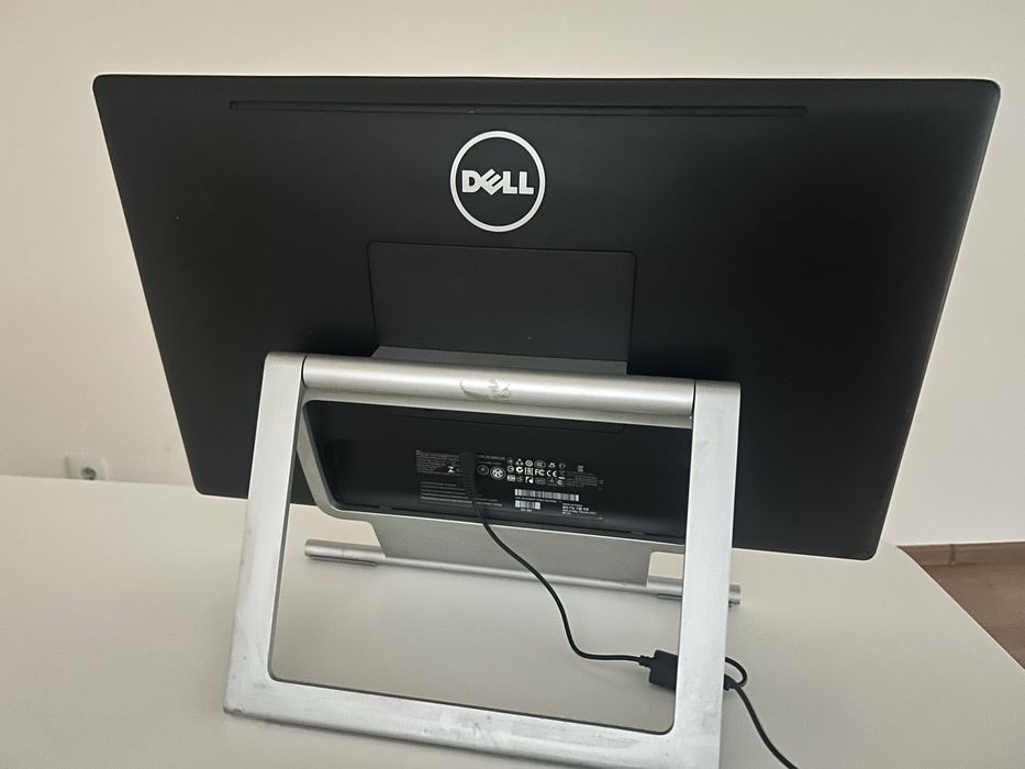 Монитори 21.5” и 24” Full HD – Dell & BenQ – 6 броя, тествани