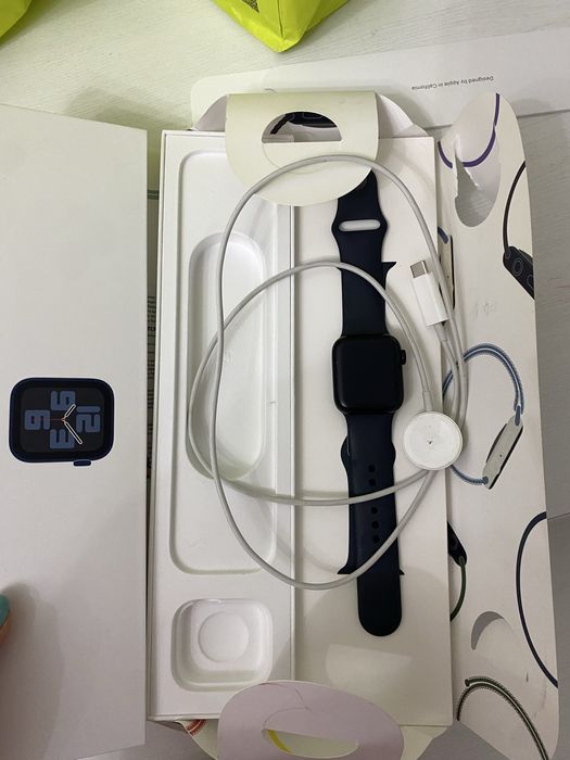100% оригинал.Apple watch se 40 mm