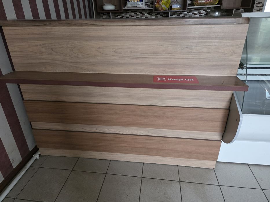 Продам ресепшен..