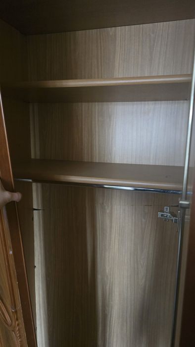 Продам шкаф где то 3 метра