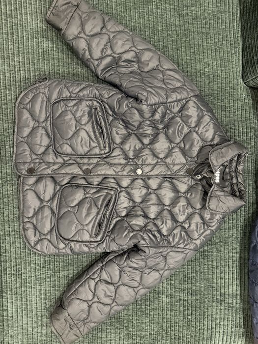 Продам куртку для девочки 116