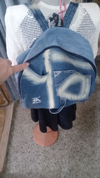 Сумки  джинсовые один рюкзак