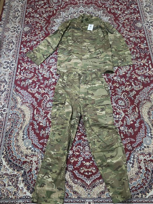 Бушлат (мультикам), китель, полусапожки