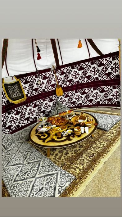 Полу юрта.Жарты киіз уй