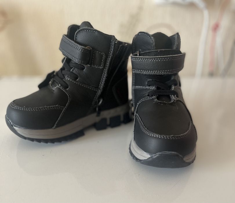 Сапоги на мальчика новые