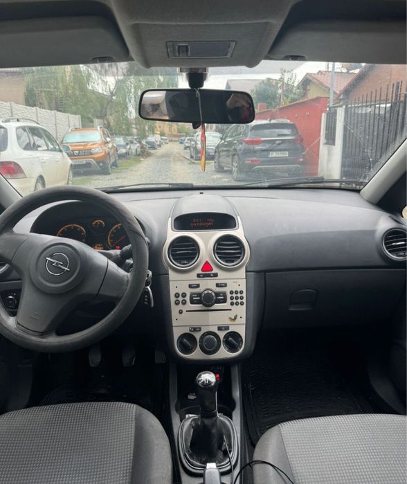 Vând Opel Corsa D