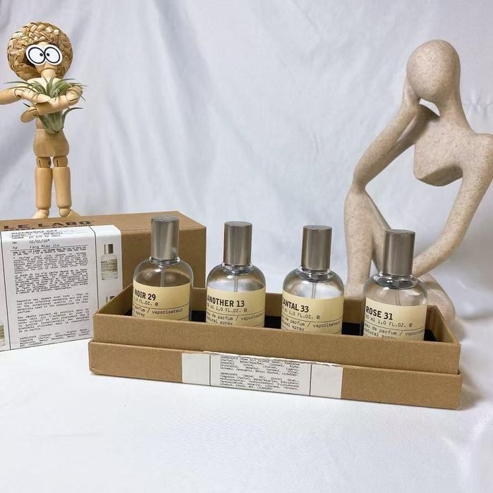 Travel set Le labo and Discovery set