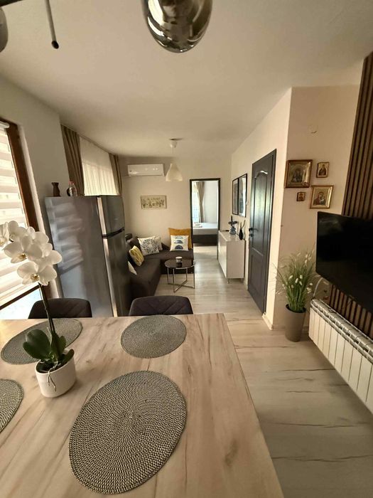 Дава се под наем Двустаен апартамент в Царево - 65 кв.м за 1785 € - Снимка #4