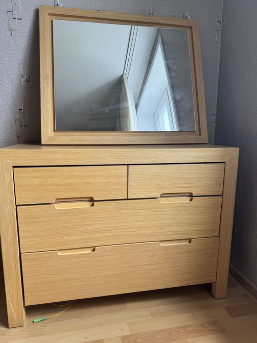 Спальный гарнитур