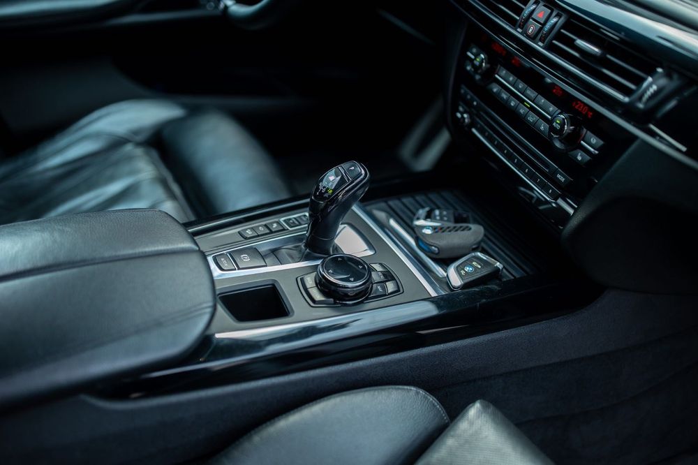 BMW X5 2015 — imagine 4