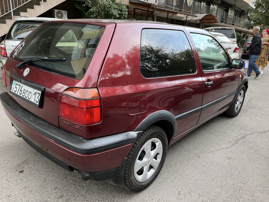 Продам Гольф 3 купе 1.8 автомат