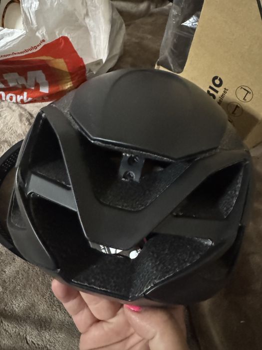 Велосипедна каска