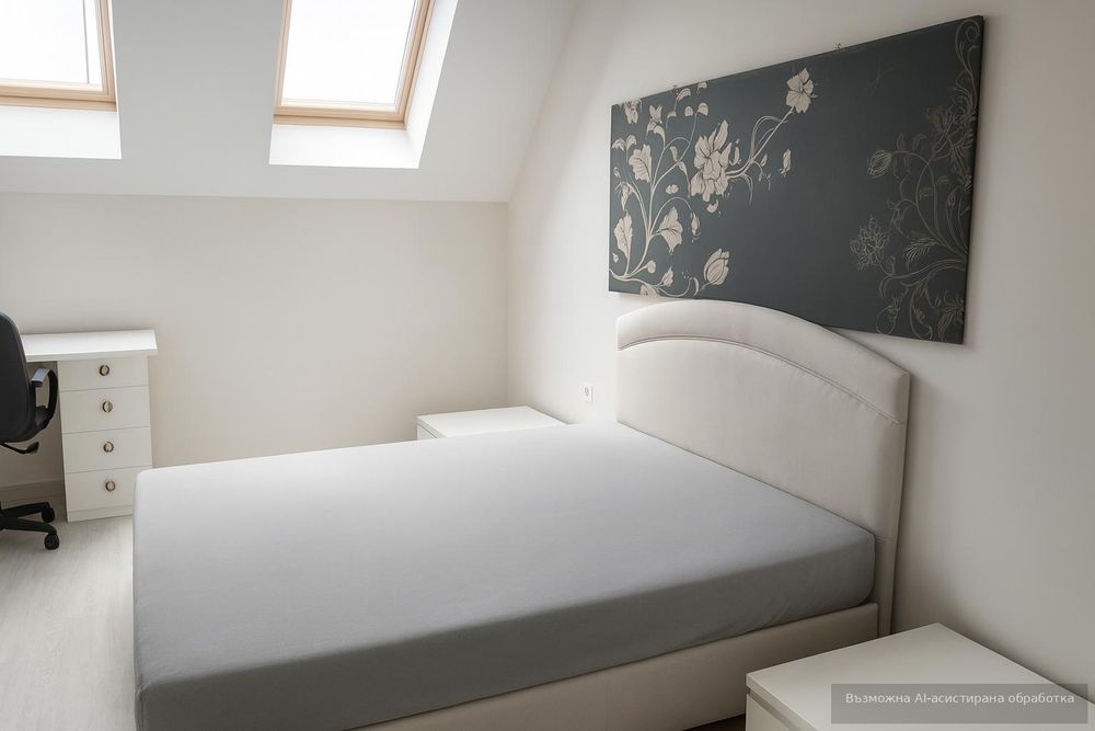 Дава се под наем Тристаен апартамент в Пловдив, Център - 105 кв.м за 847.62 € - Снимка #2