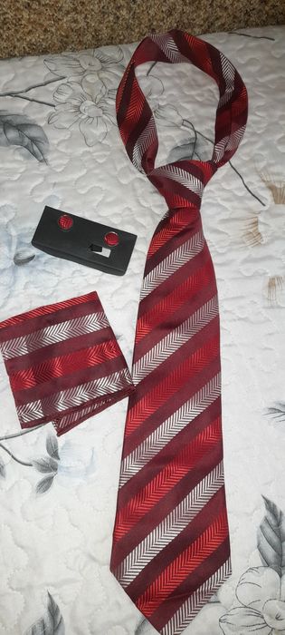 Продам галстуки мужские