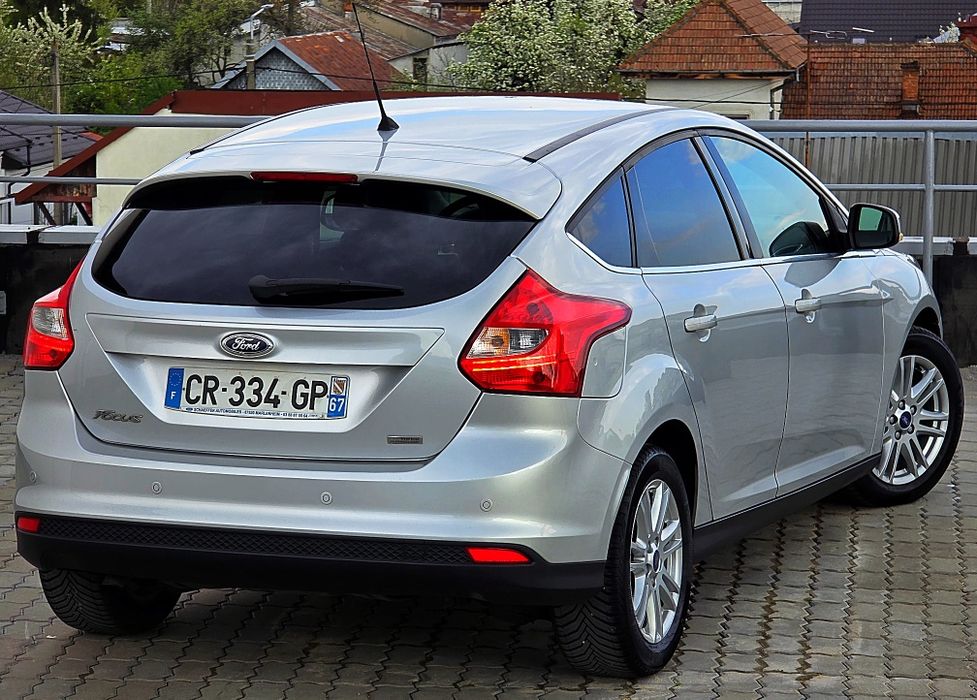 FORD Focus 2013 — imagine 3