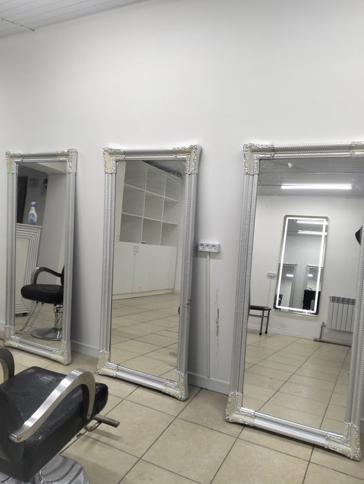 Зеркало для салона красоты