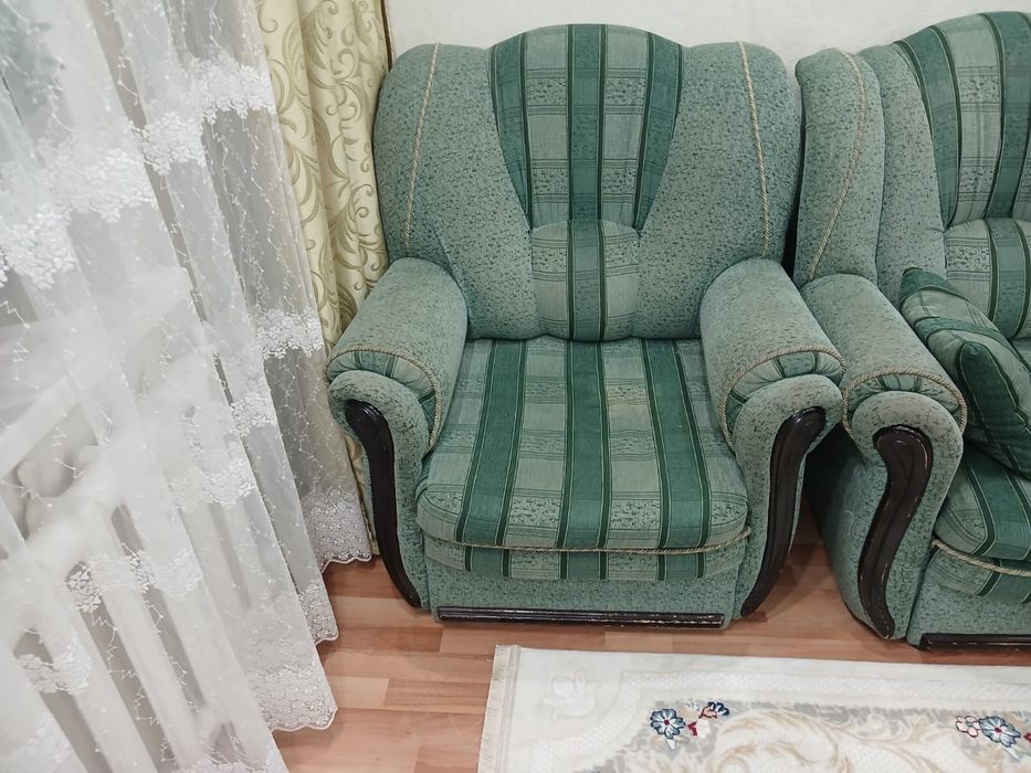 Диван для гостиной