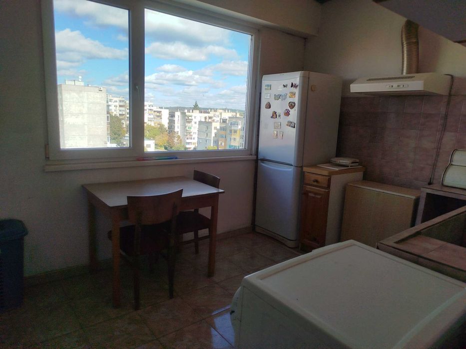 Тристаен апартамент