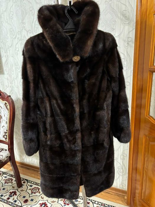 Верхняя женская одежда