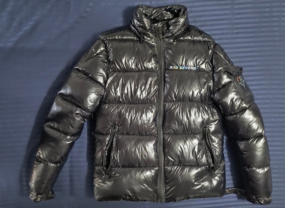 Puffer jacket Red sevens lucioasă