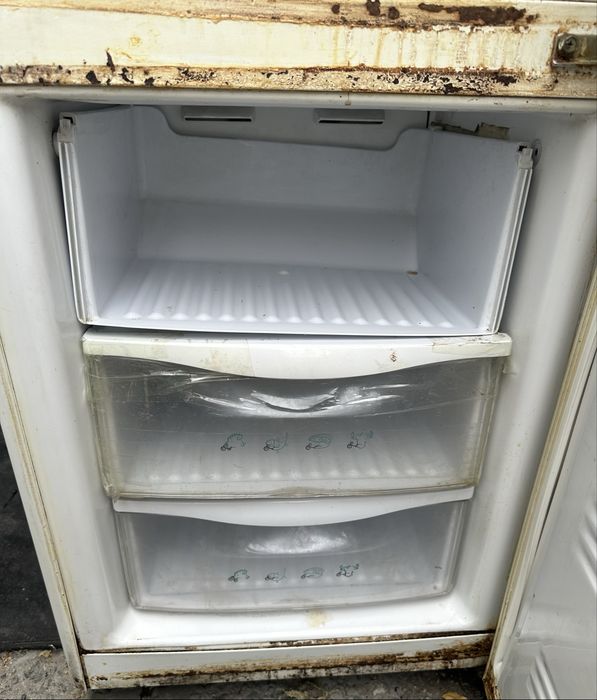 продам холодильник самсунг рабочий