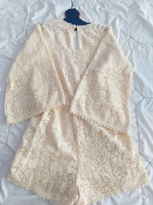 Salopeta din dantela