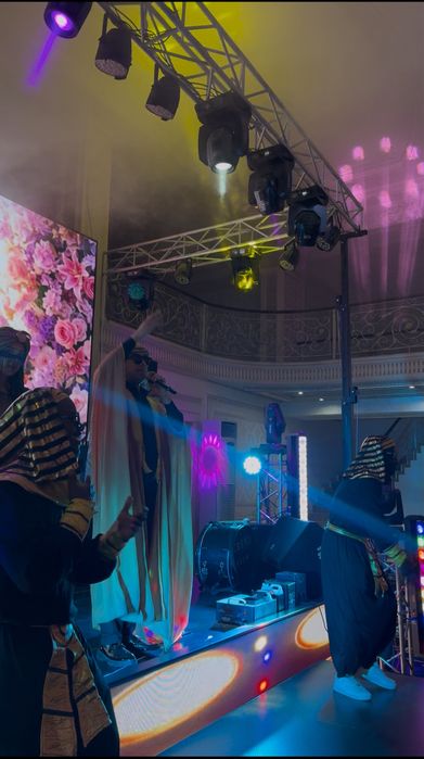 Sahna Podium Sveta Muzika va Kalonka Ijarasi