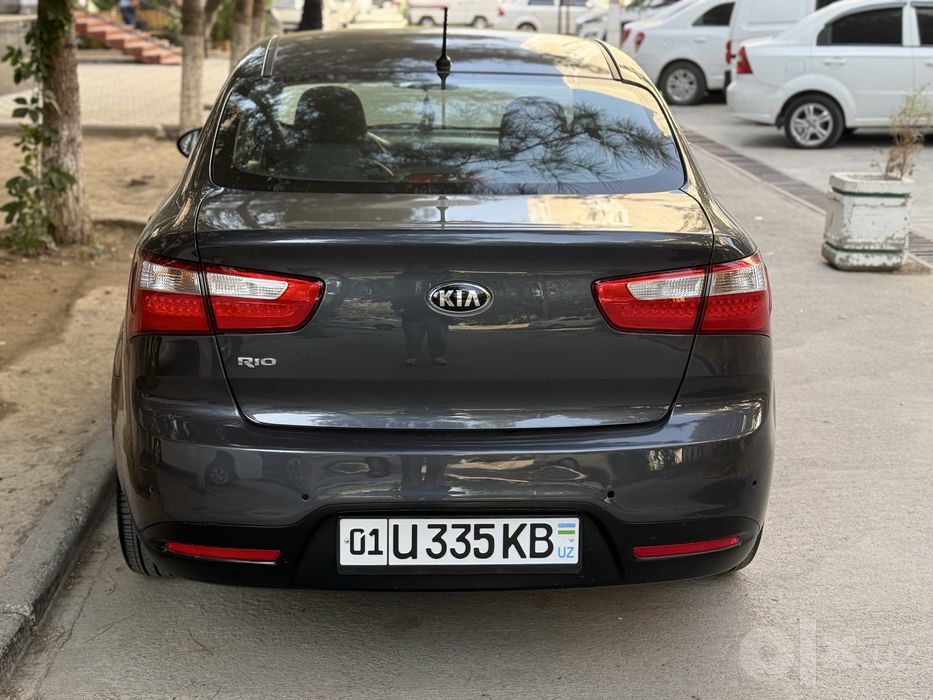 KIA Rio 1.4 год 2014