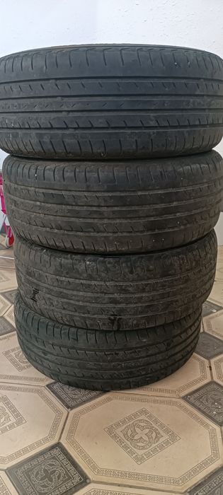Продается авто шины.