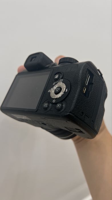 Продам фотокамеру б/у