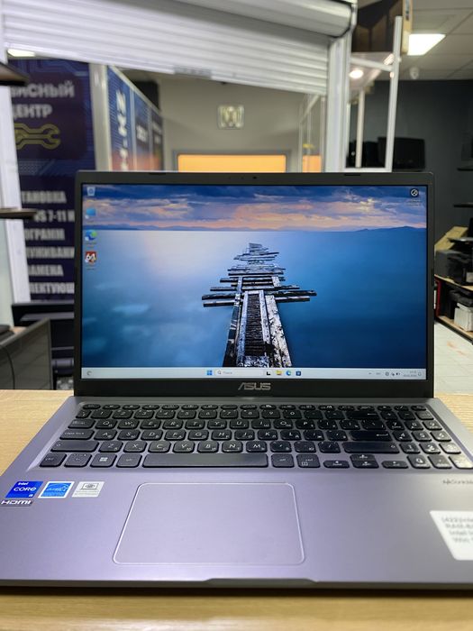 Ноутбук Asus i5-11gen/RAM8/SSD256/intel iris X
