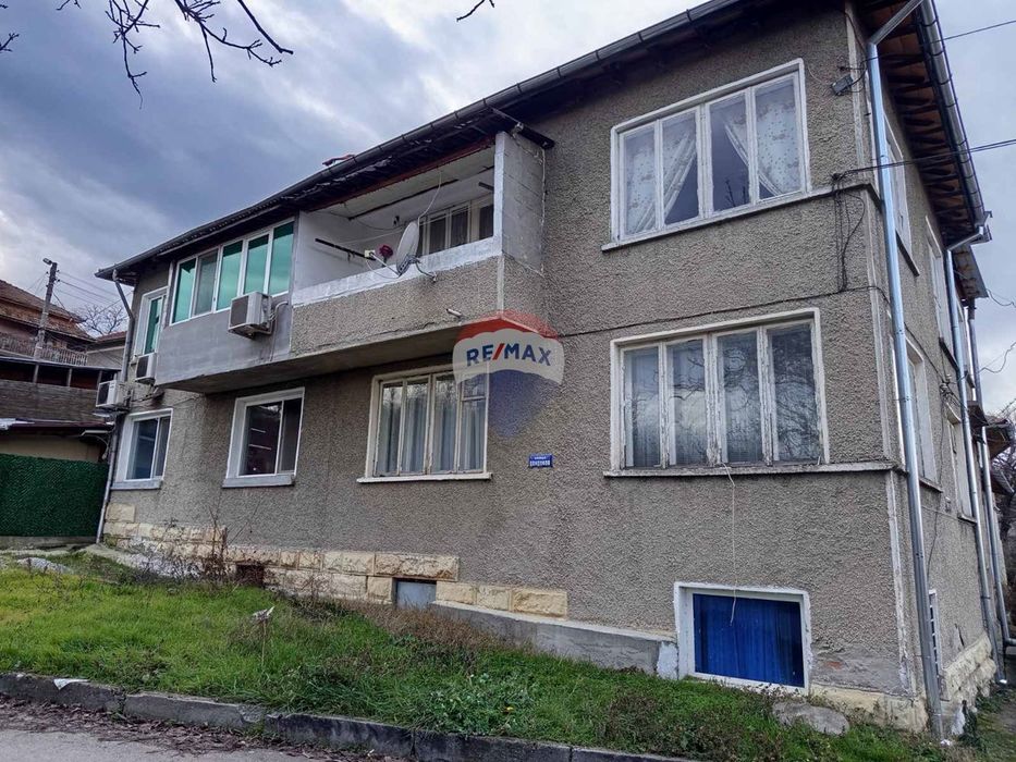 Етаж от къща в Разград, ТЕ