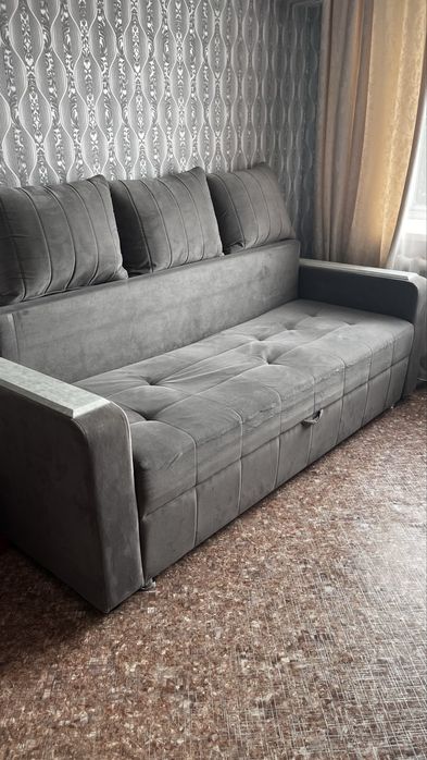 Продаю ортопедический диван состояние среднее