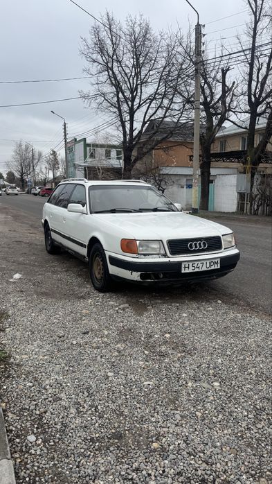 Audi 100, 1992 г.в., универсал, 2.6 л, белый