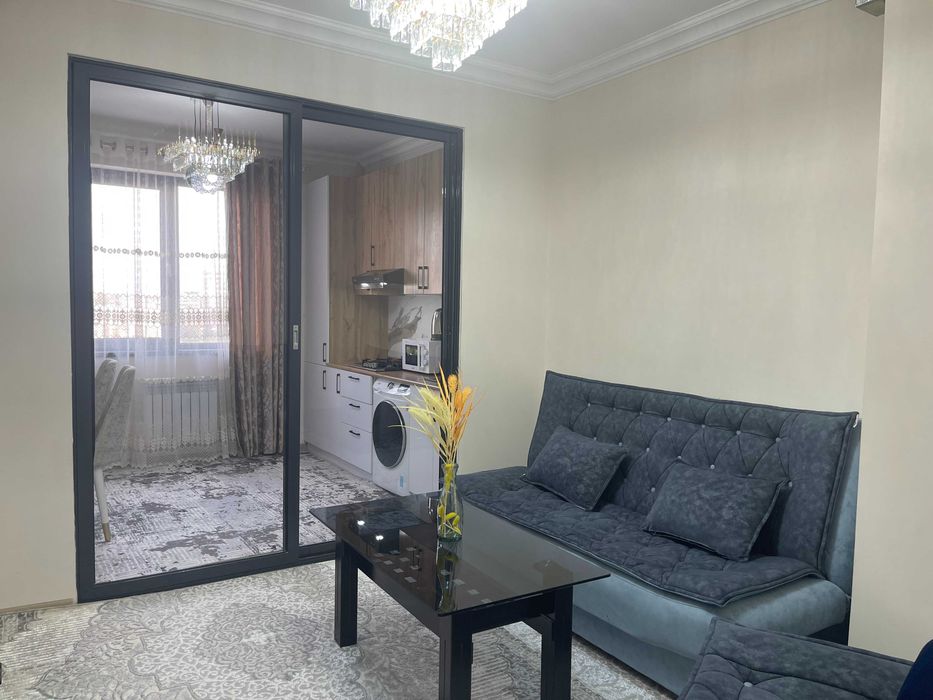 Посуточная аренда квартиры В районе метро дружба народов Чакар 50