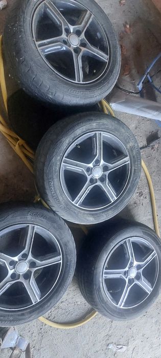 Продам диски с шинами