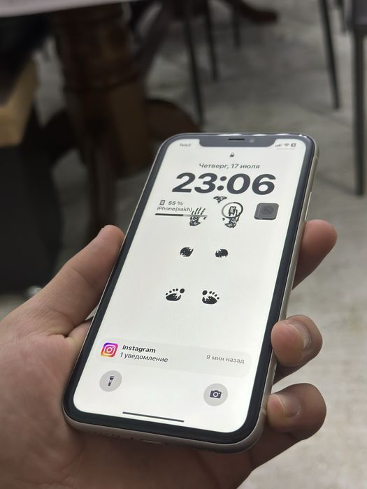 Айфон 11 срочно 64гб