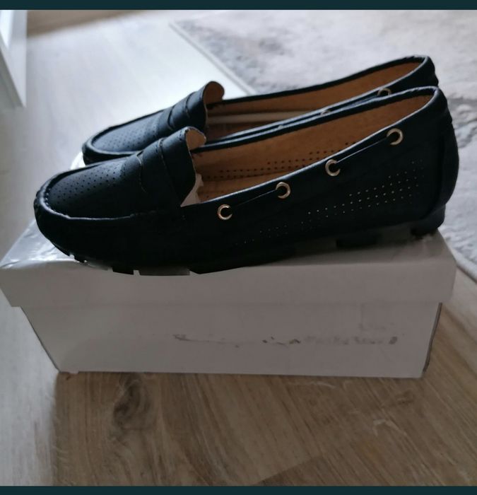 Дамски пролетно-есенни обувки