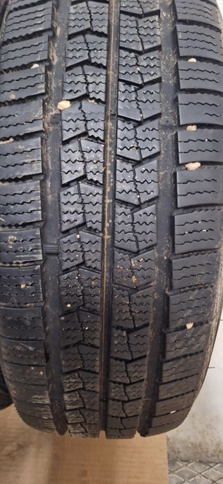 НОВИ! 2 бр 215 65 16C Nexen winguard