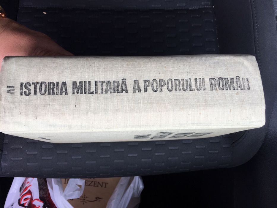 Carte volum istoria militara a poporului roman