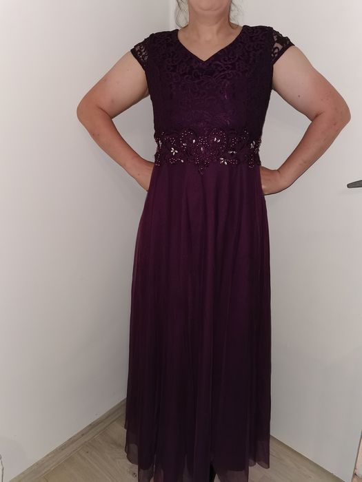 Официална рокля в лилаво