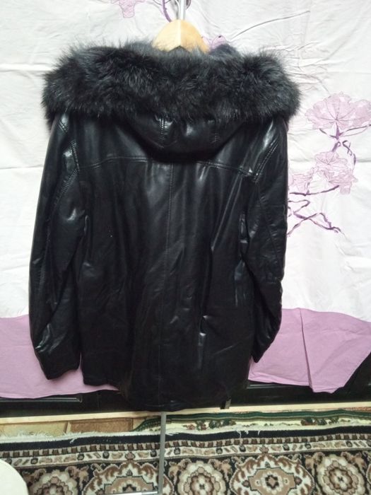 продам кожаную куртку