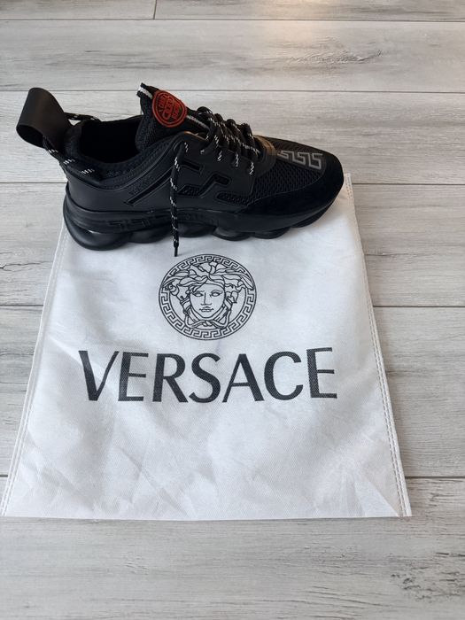 Papuci versace chain reaction